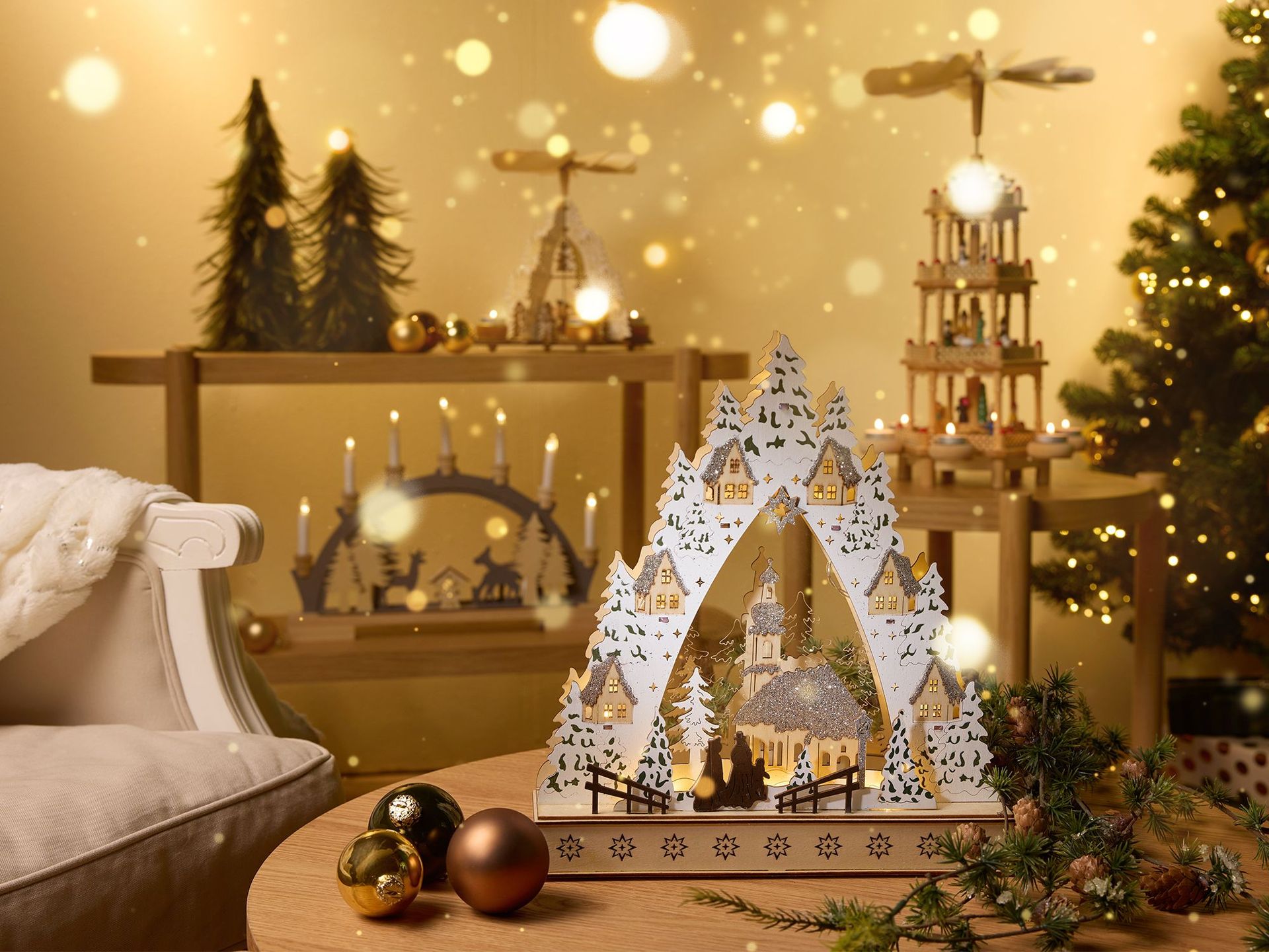 Weihnachtliche Holzdekorationen