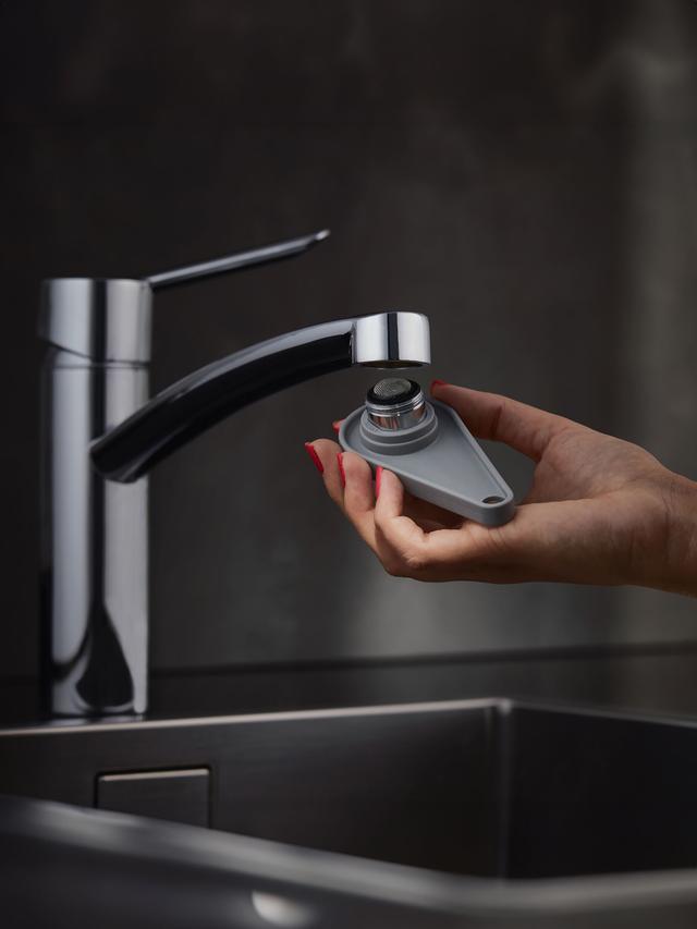 Produktbild von Wassersparregler Premium, bis zu 70 % Wasser sparen, antibakteriell, Made in Germany