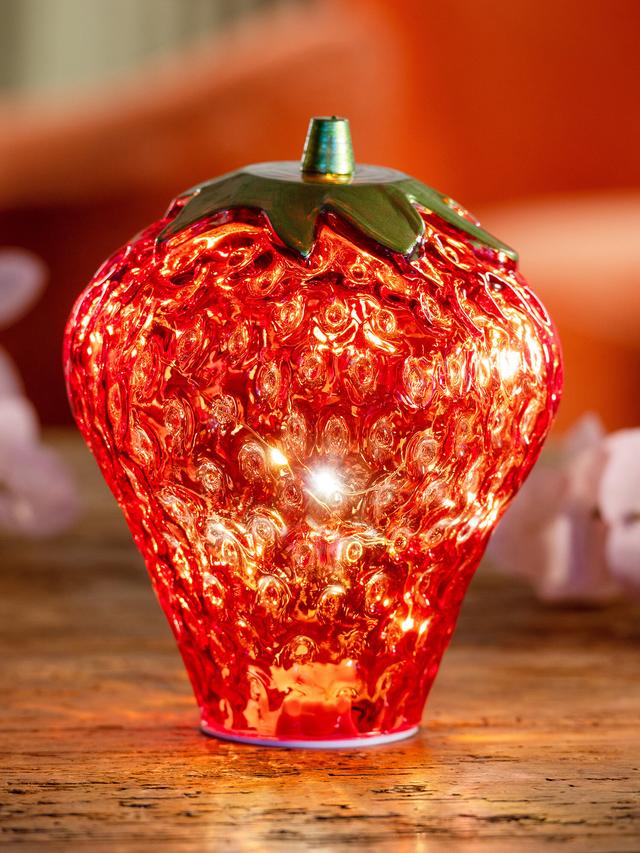 Produktbild von LED Deko "Fresa" als Erdbeere, mit 15 Micro-LEDs, Timerfunktion