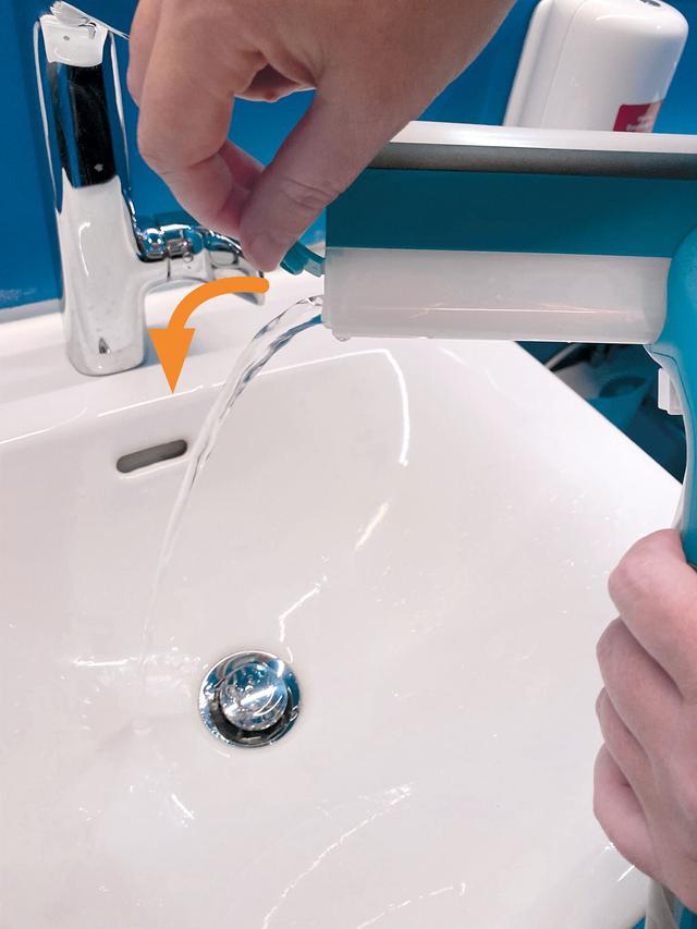 Produktbild von 3-in-1 Fensterputzer-Set "Fensterfreund" mit Sprühfunktion, Reinigungspad & Abzieher