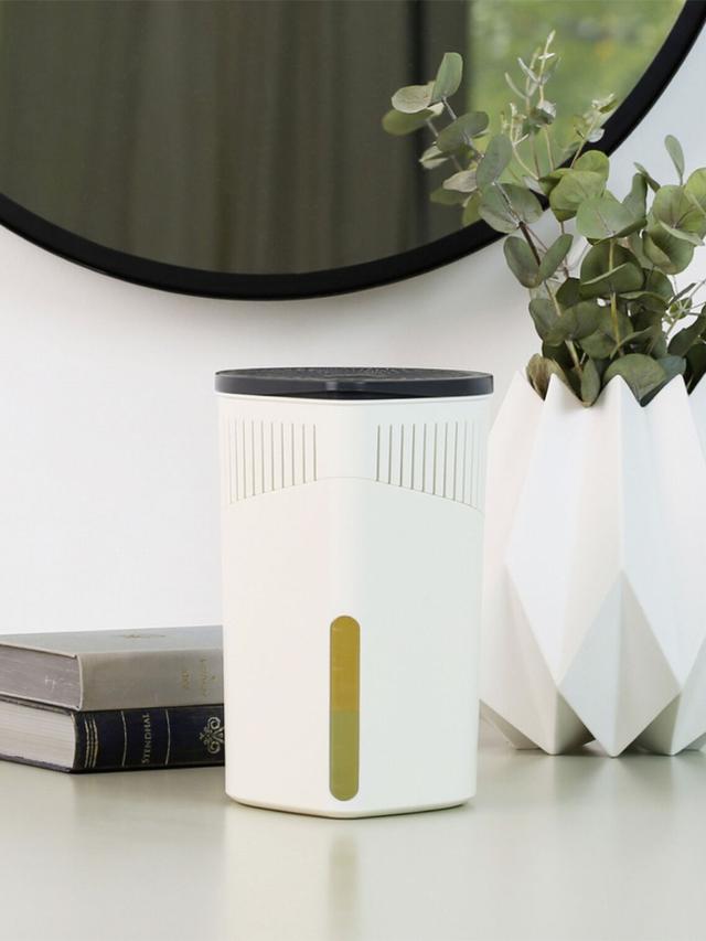 Produktbild von Raumentfeuchter "Cube" oder "Drop" Nachfüllpackung, für bis 80 qm2, rechteckig, gegen Feuchtigkeit und Gerüche, 6er-Set, 6000 g