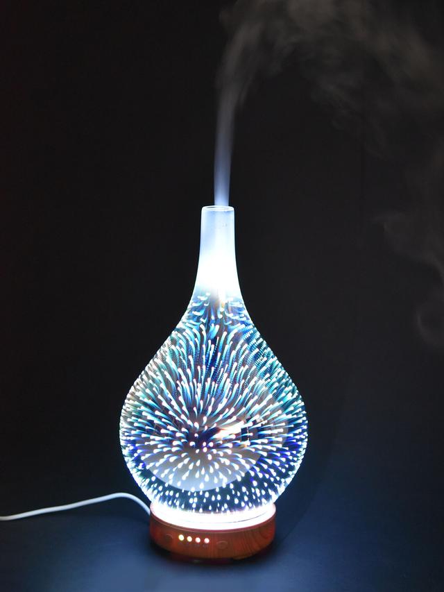 Produktbild von Luftbefeuchter mit 3D Feuerwerk-Effekt, 7 farbwechselnden Leuchten