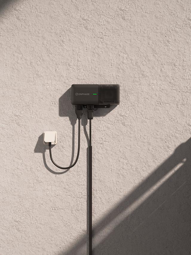 Produktbild von Balkonkraftwerk mit Enphase IQ Balcony Wi-Fi Kit, 800 W Flex inkl. EcoFlow AC Speicher