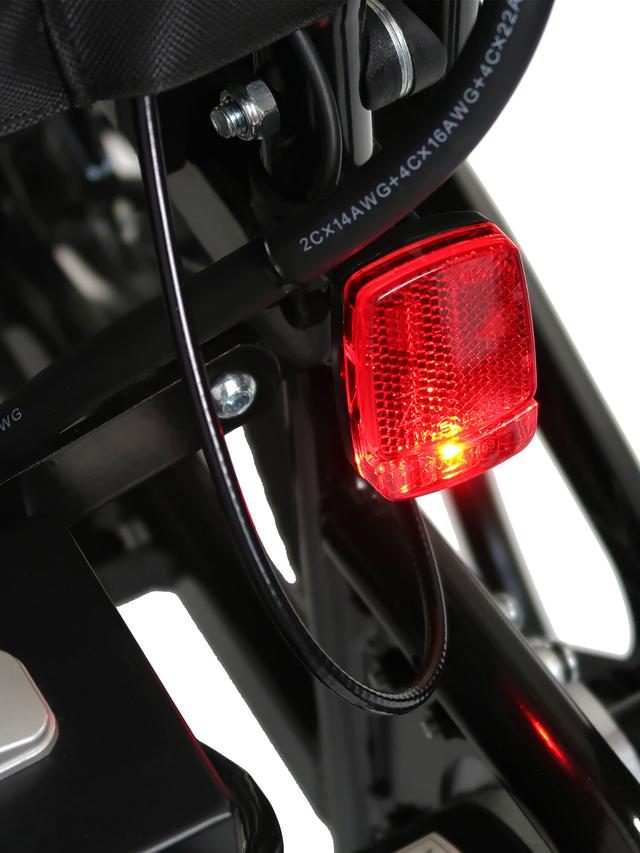 Produktbild von Elektrorollstuhl "ERS-6 Li" faltbar, mit Lithium Akku, 20 km Reichweite, 250 W