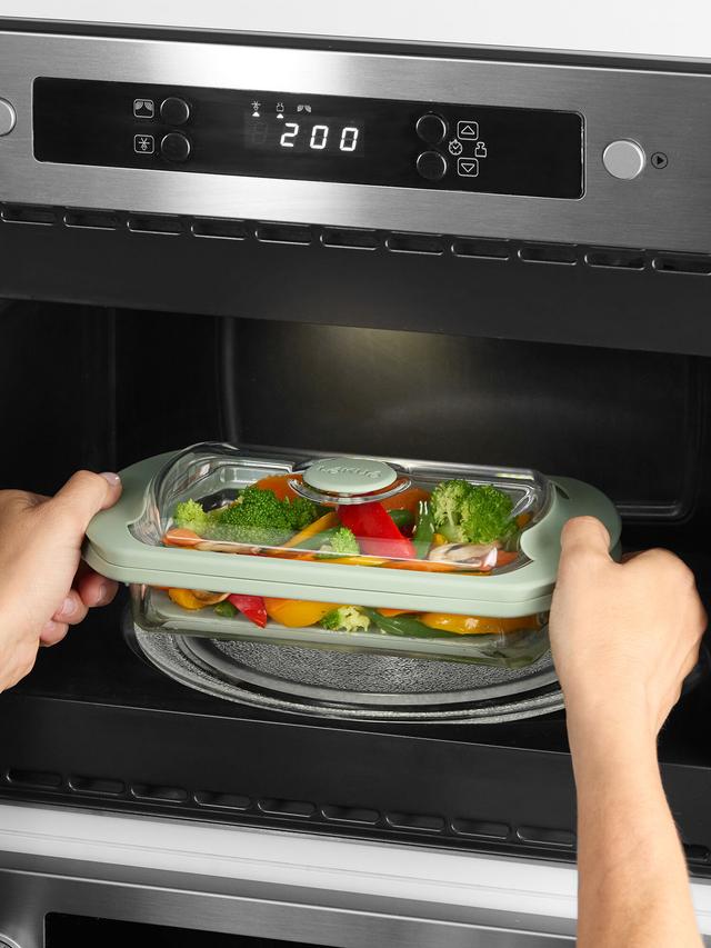 Produktbild von Dampfbox aus Glas mit Deckel und Dampfventil, Mikrowelle und Backofen, schonendes Garen, 2 Portionen, 0,75 l